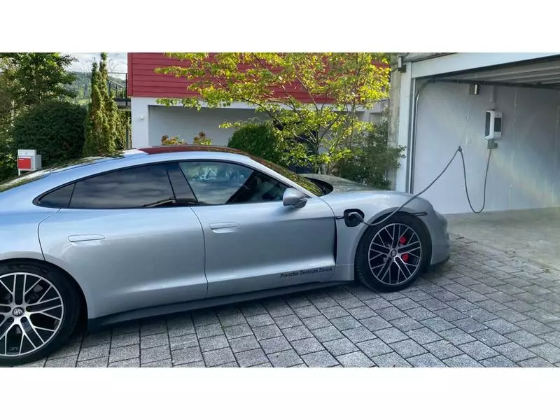 Clean Charge Kabelhalter für Elektroauto-Ladekabel 11 Clean Charge Kabelhalter für Elektroauto-Ladekabel – Bild 11