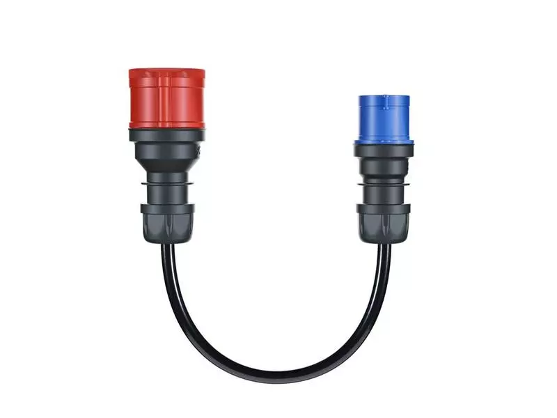 Go-e Adapterkabel Gemini flex 11kW CEE16-5 auf CEE16-3 1 Go-e Adapterkabel Gemini flex 11kW CEE16-5 auf CEE16-3