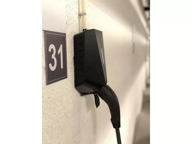 Easee Home Ladestation (1.4 - 22kW) schwarz 3 Easee Home Ladestation (1.4 - 22kW) schwarz – Bild 3